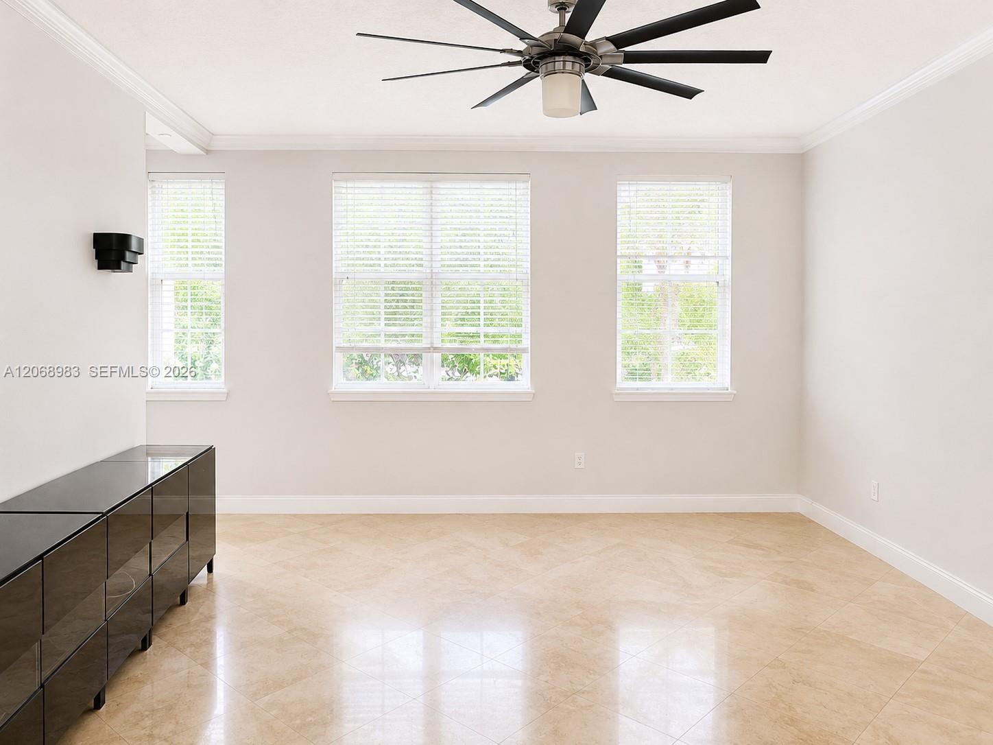 Photo of 2069 Ocean Dr (2069), Hallandale Beach, Florida, 33009 -