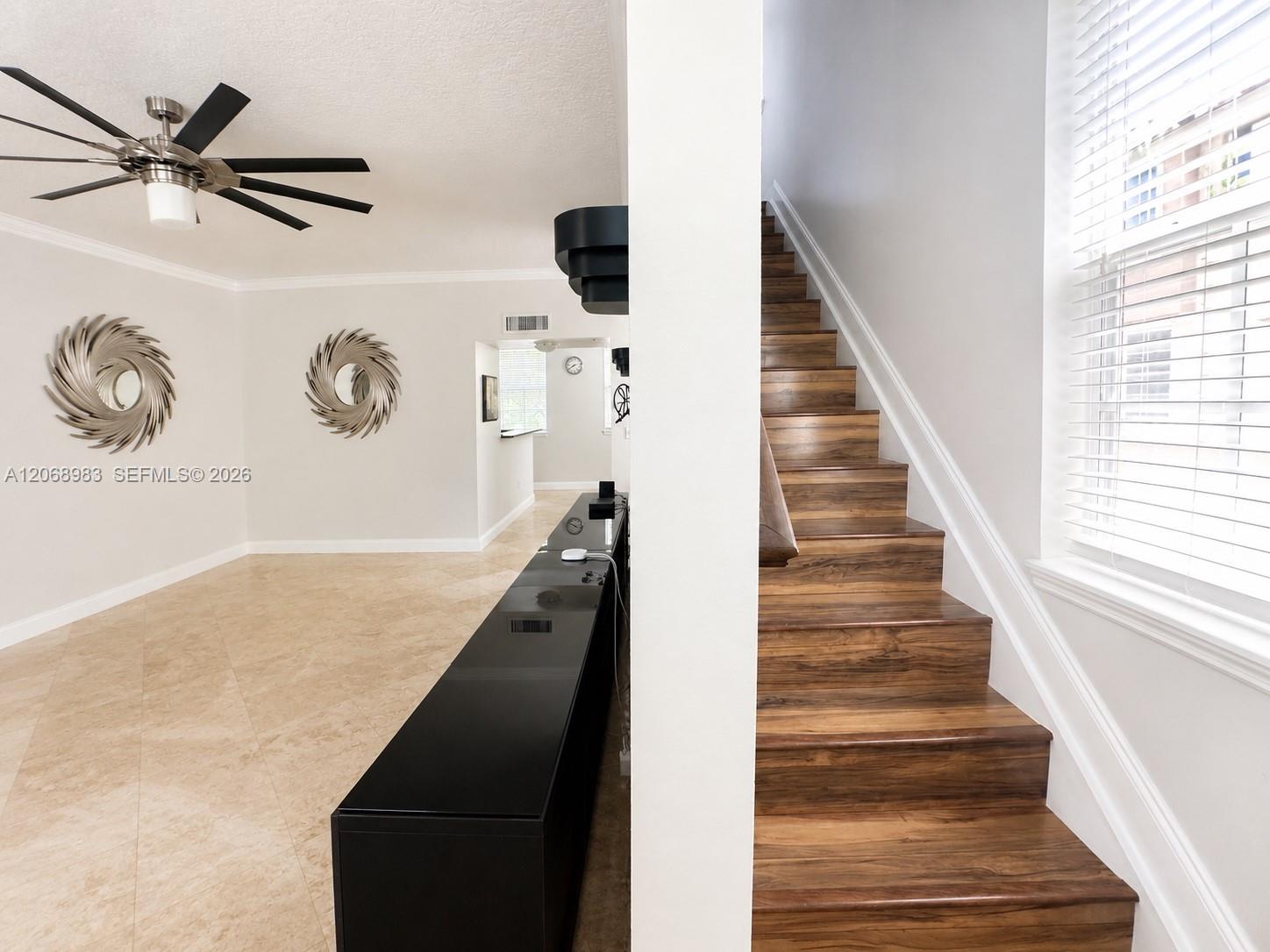 Photo of 2069 Ocean Dr (2069), Hallandale Beach, Florida, 33009 -