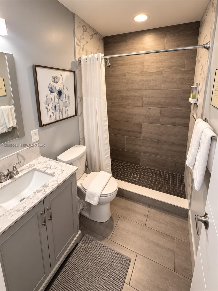 See details / 3160 sq. ft. $ 2026-10-01 0 Photo