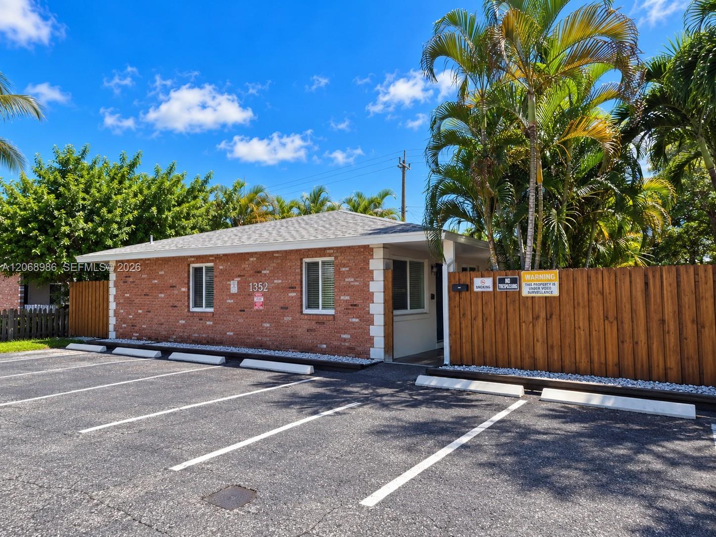 See details / 3160 sq. ft. $ 2026-10-01 0 Photo
