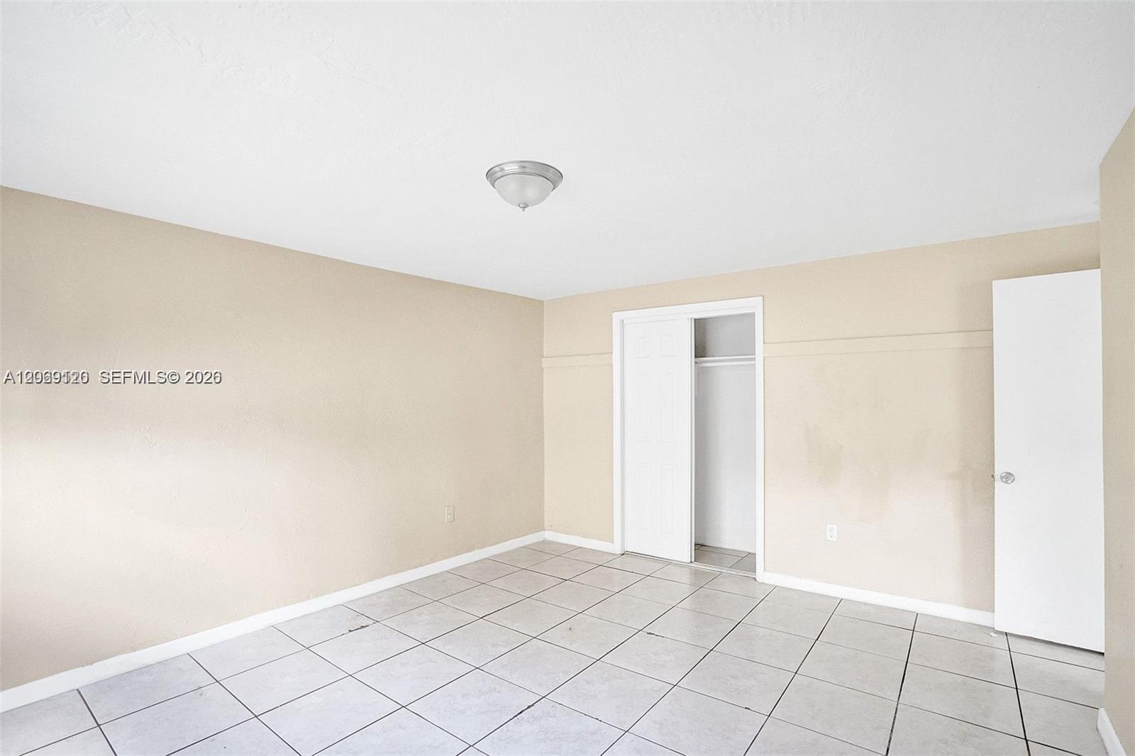 Ver detalles / 3658 sq. ft. $ 2026-08-11 0 foto