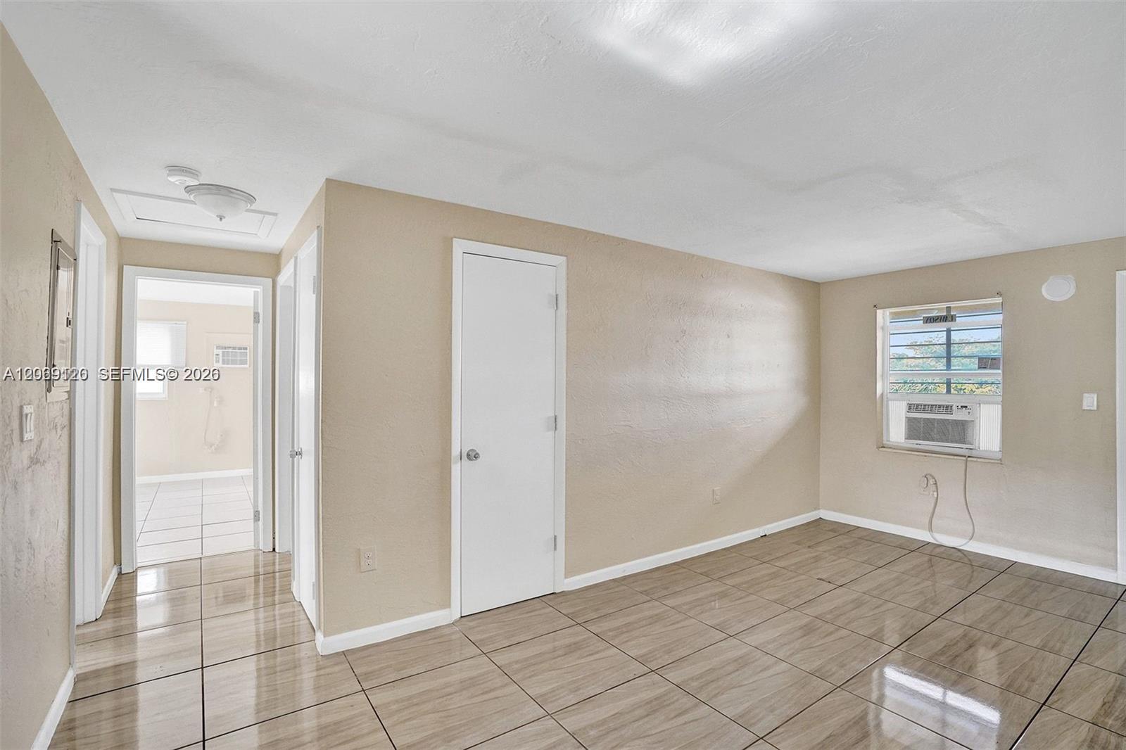 Ver detalles / 3658 sq. ft. $ 2026-08-11 0 foto