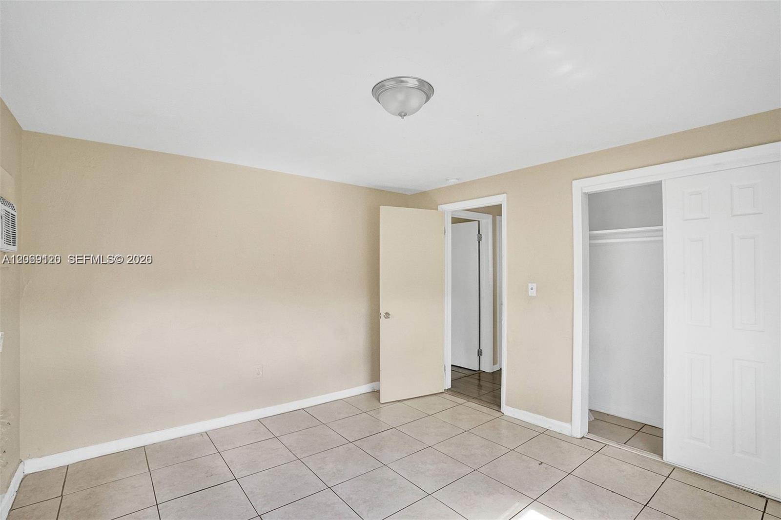 Ver detalles / 3658 sq. ft. $ 2026-08-11 0 foto
