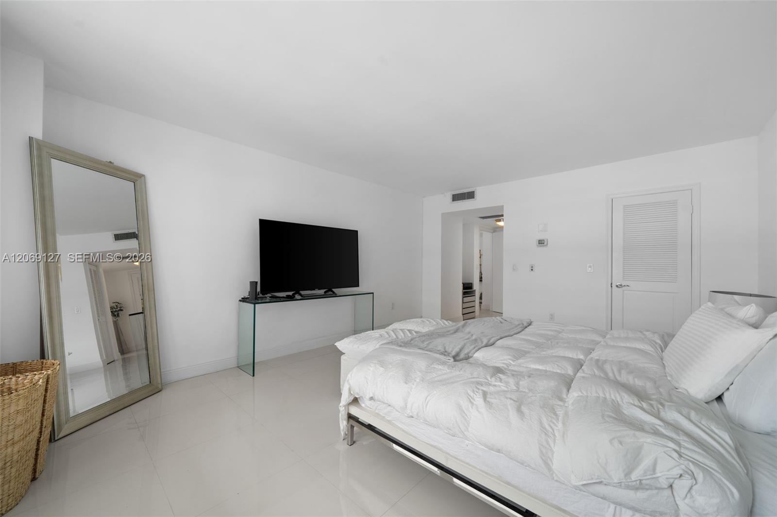 Photo of 9801 Collins Ave  #20V, Bal Harbour, Florida, 33154 - 