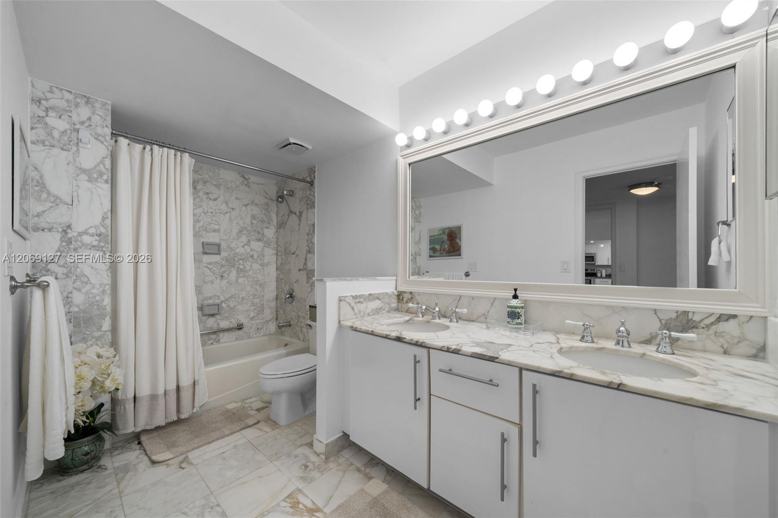 Photo of 9801 Collins Ave  #20V, Bal Harbour, Florida, 33154 - 