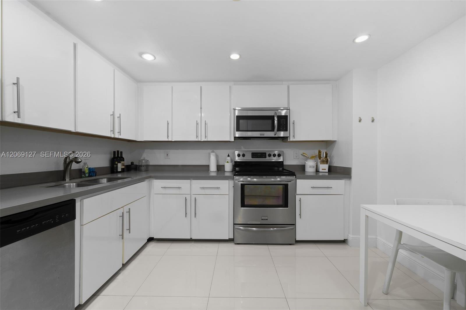 Photo of 9801 Collins Ave  #20V, Bal Harbour, Florida, 33154 - 