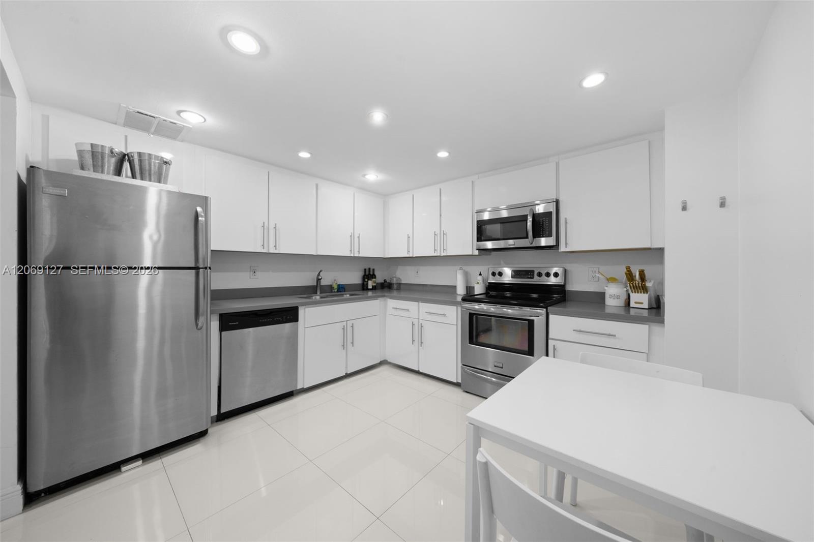 Photo of 9801 Collins Ave  #20V, Bal Harbour, Florida, 33154 - 