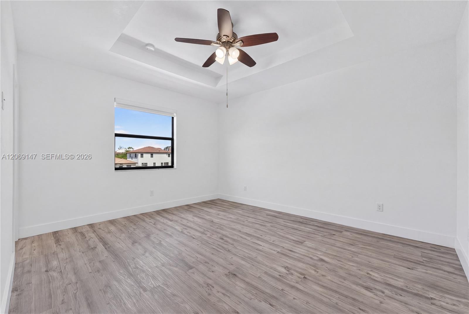 23280 3 / 3 1535 sq. ft. $ 2026-08-11 0 Photo
