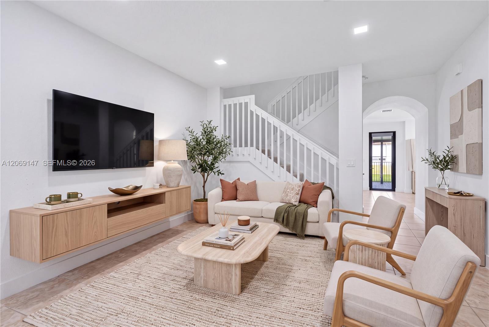 23280 3 / 3 1535 sq. ft. $ 2026-08-11 0 Photo