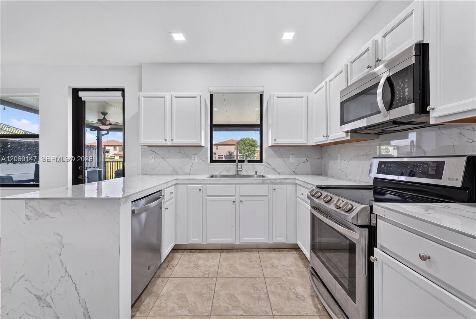 23280 3 / 3 1535 sq. ft. $ 2026-08-11 0 Photo