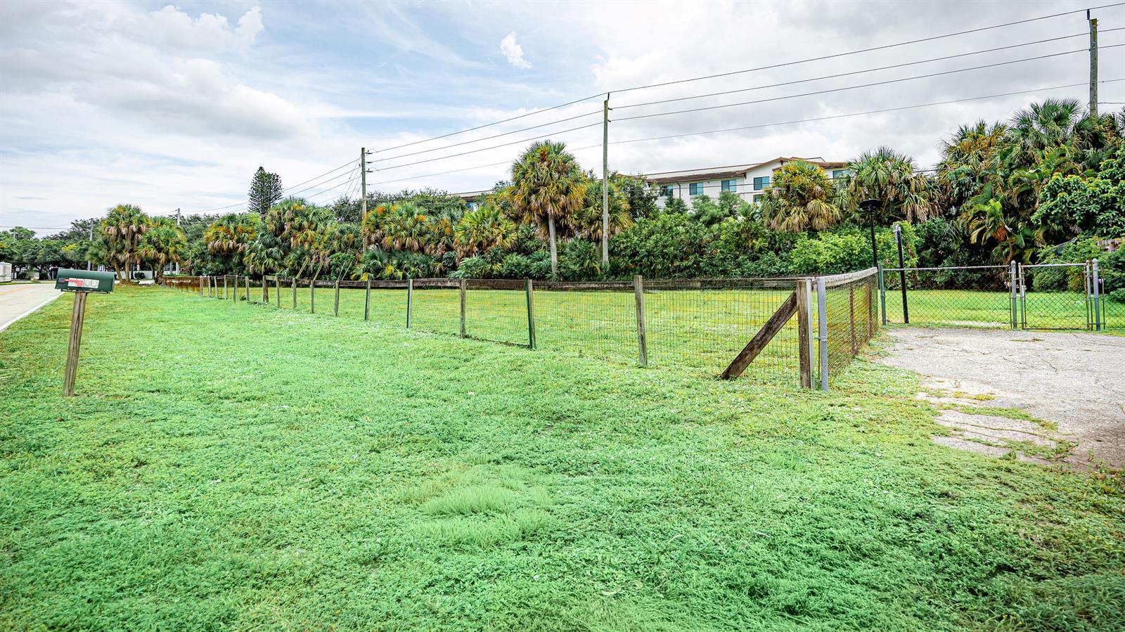 See details / 0 sq. ft. $ 2026-08-26 0 Photo
