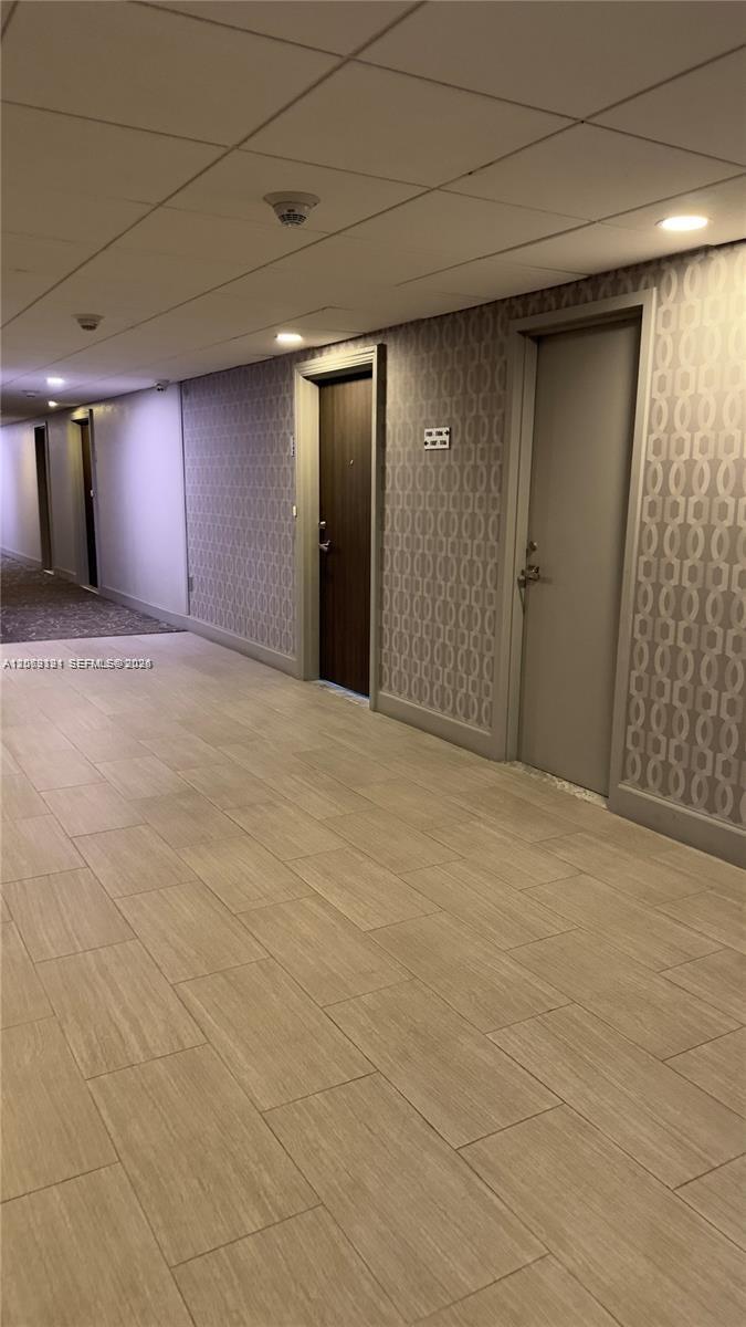 1102 1 / 2 762 sq. ft. $ 2026-08-11 0 Photo