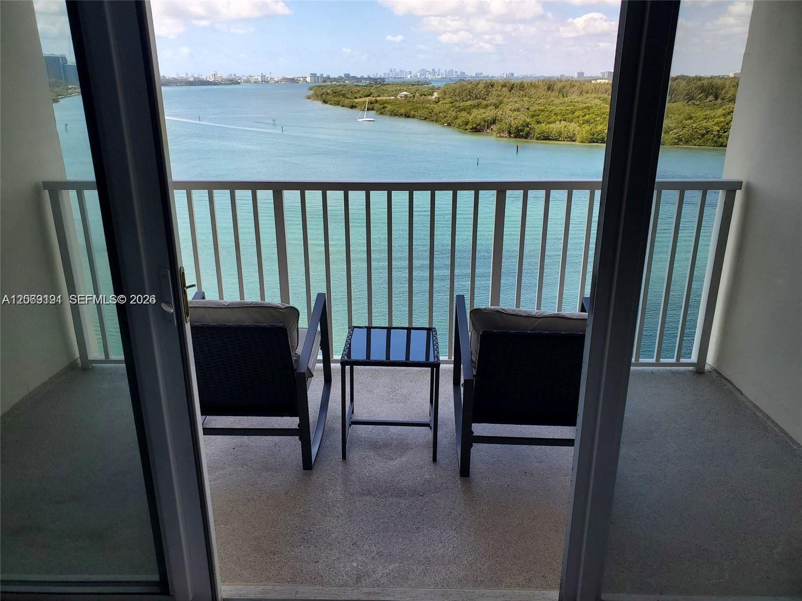 1102 1 / 2 762 sq. ft. $ 2026-08-11 0 Photo