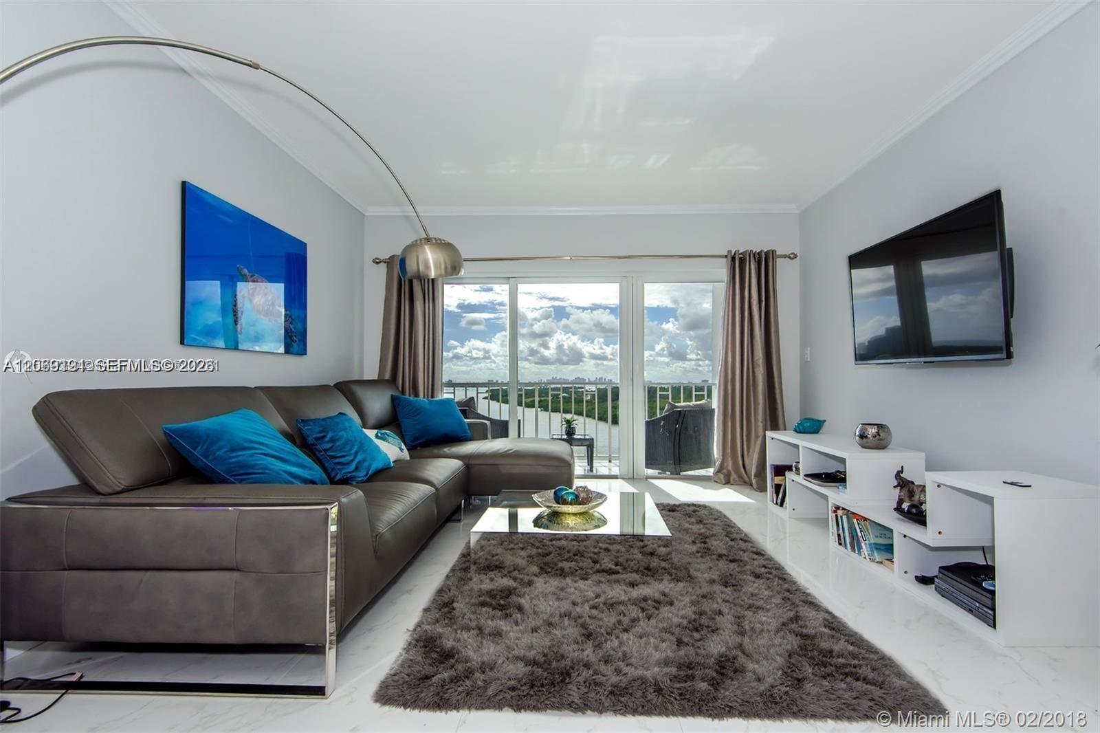 1102 1 / 2 762 sq. ft. $ 2026-08-11 0 Photo