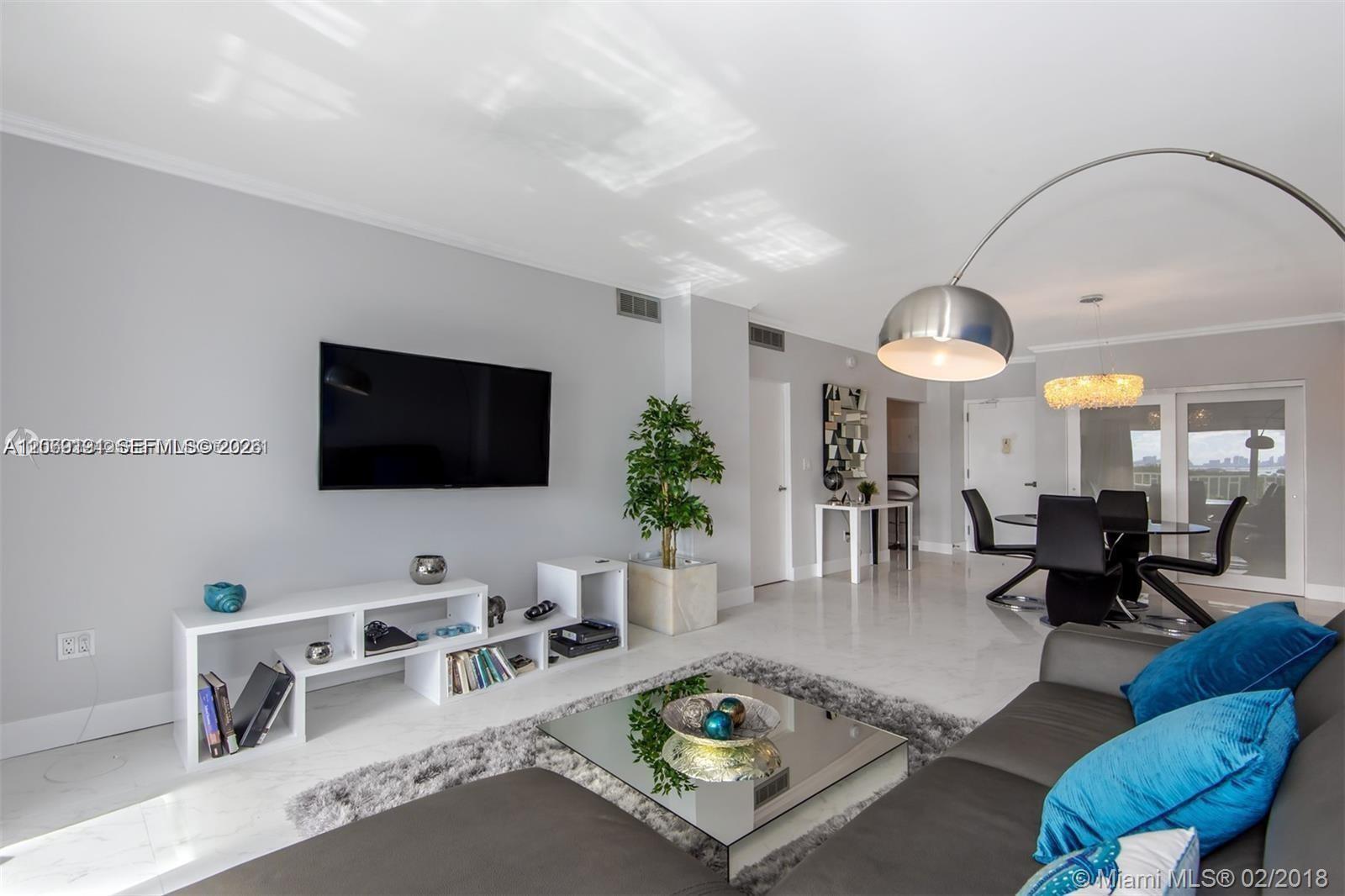 1102 1 / 2 762 sq. ft. $ 2026-08-11 0 Photo