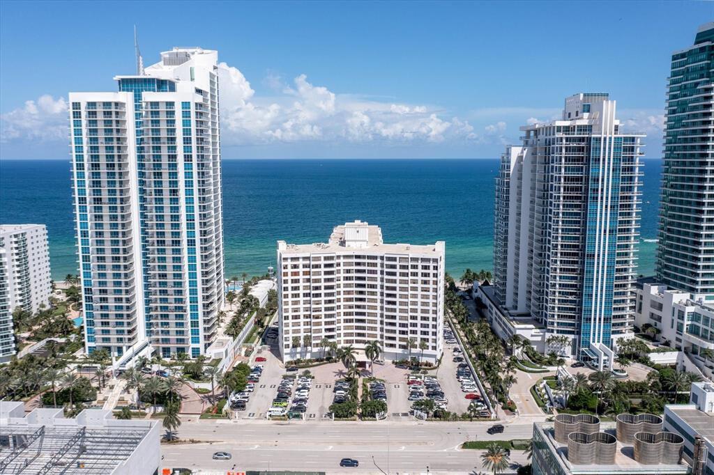 Photo of 3505 Ocean , Hollywood, Florida, 33019 - 20231018141634766011000000-o
