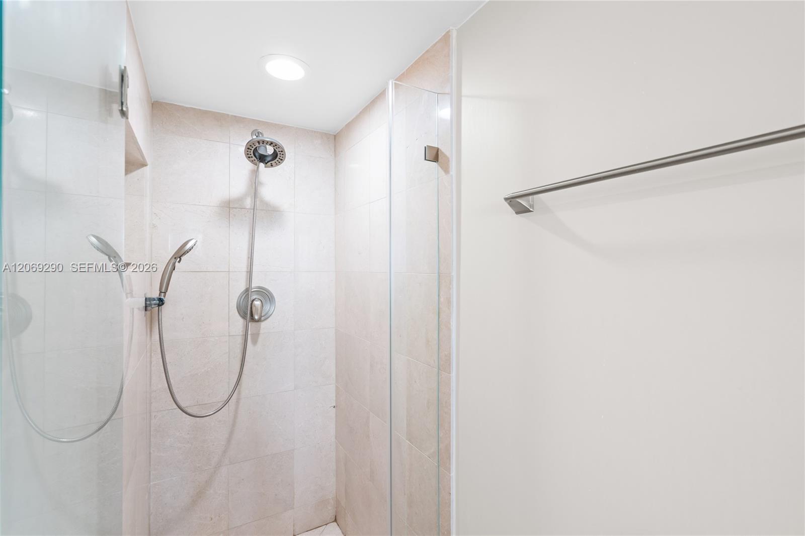 Photo of 16500 Collins Ave  #1752, Sunny Isles Beach, Florida, 33160 - 2nd bathroom