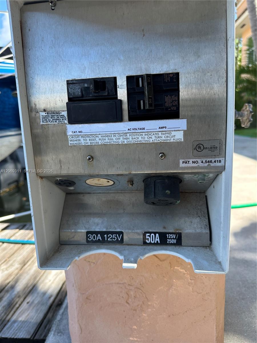   /   sq. ft. $ 2026-08-11 0 foto