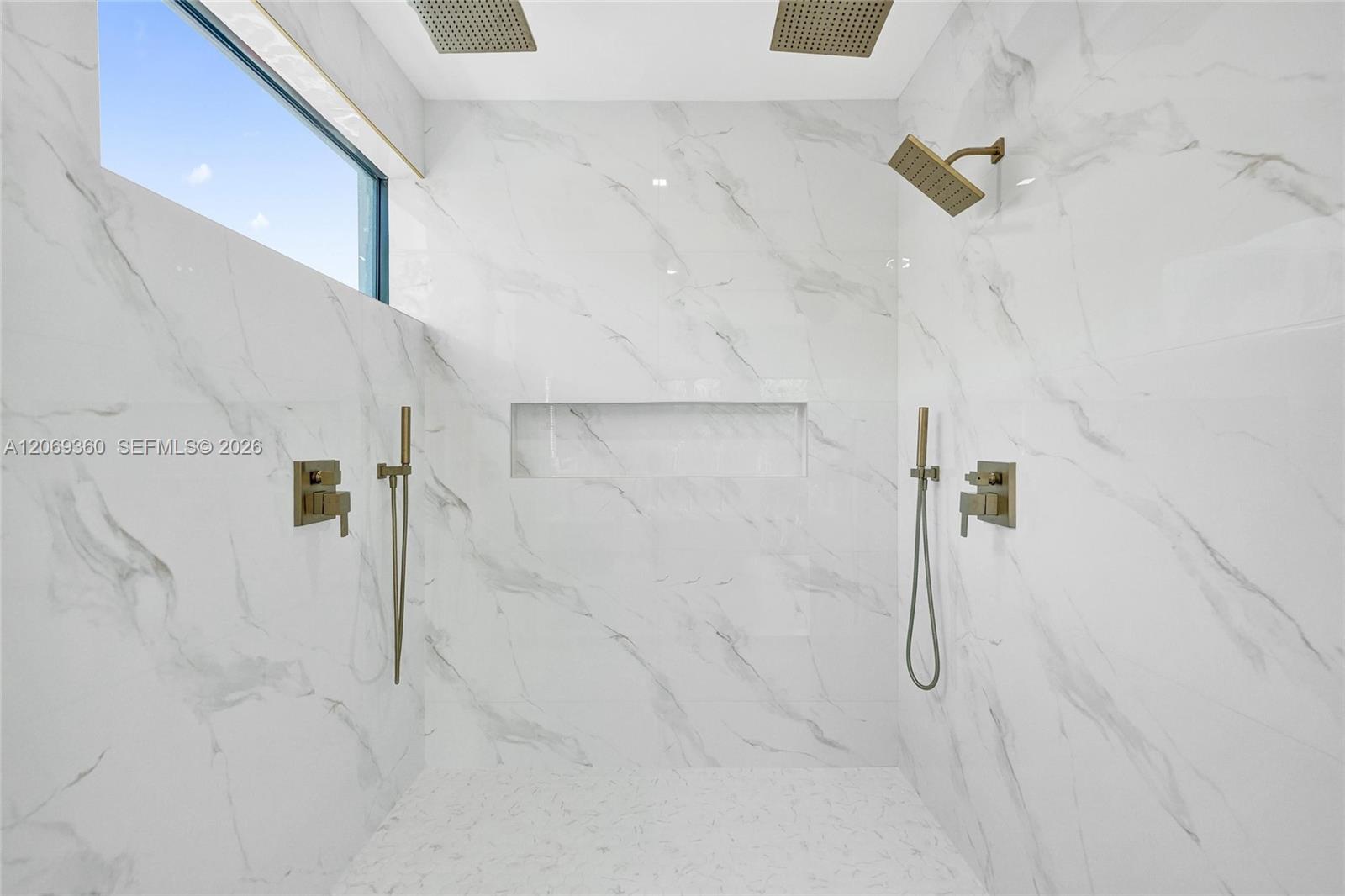 Ver detalles 1 / sq. ft. $ 2026-08-11 0 foto
