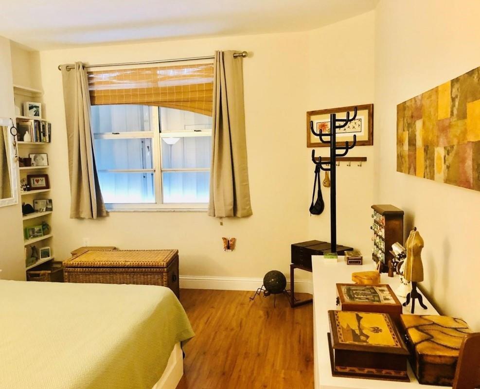 See details 16p 1 / 1 798 sq. ft. $ 2026-08-28 0 Photo