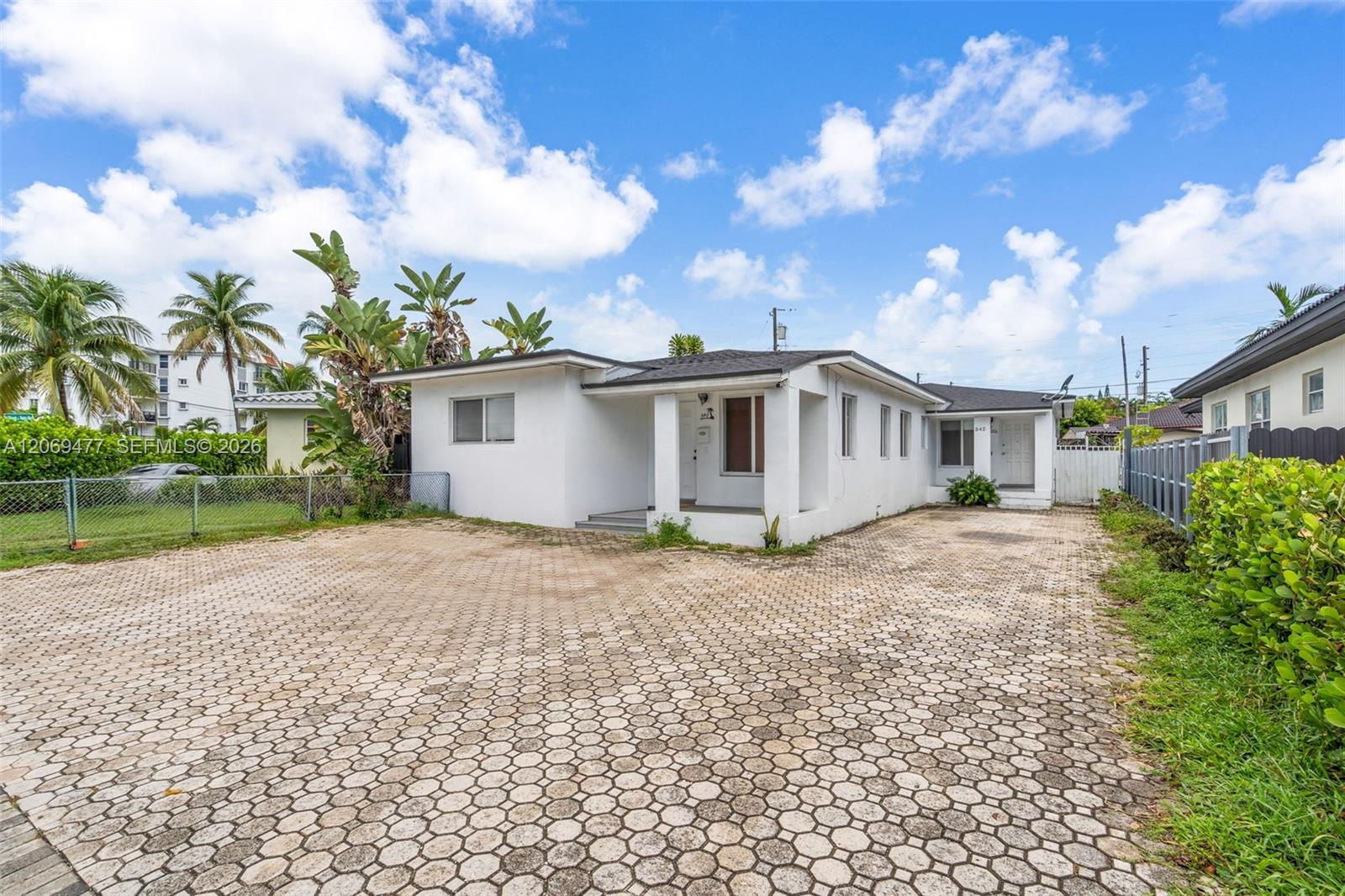 See details / 2127 sq. ft. $ 2026-08-11 0 Photo