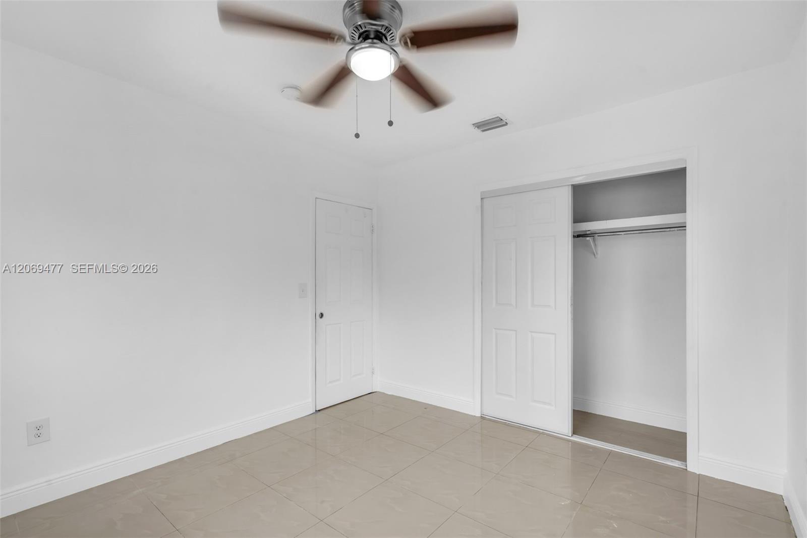 See details / 2127 sq. ft. $ 2026-08-11 0 Photo