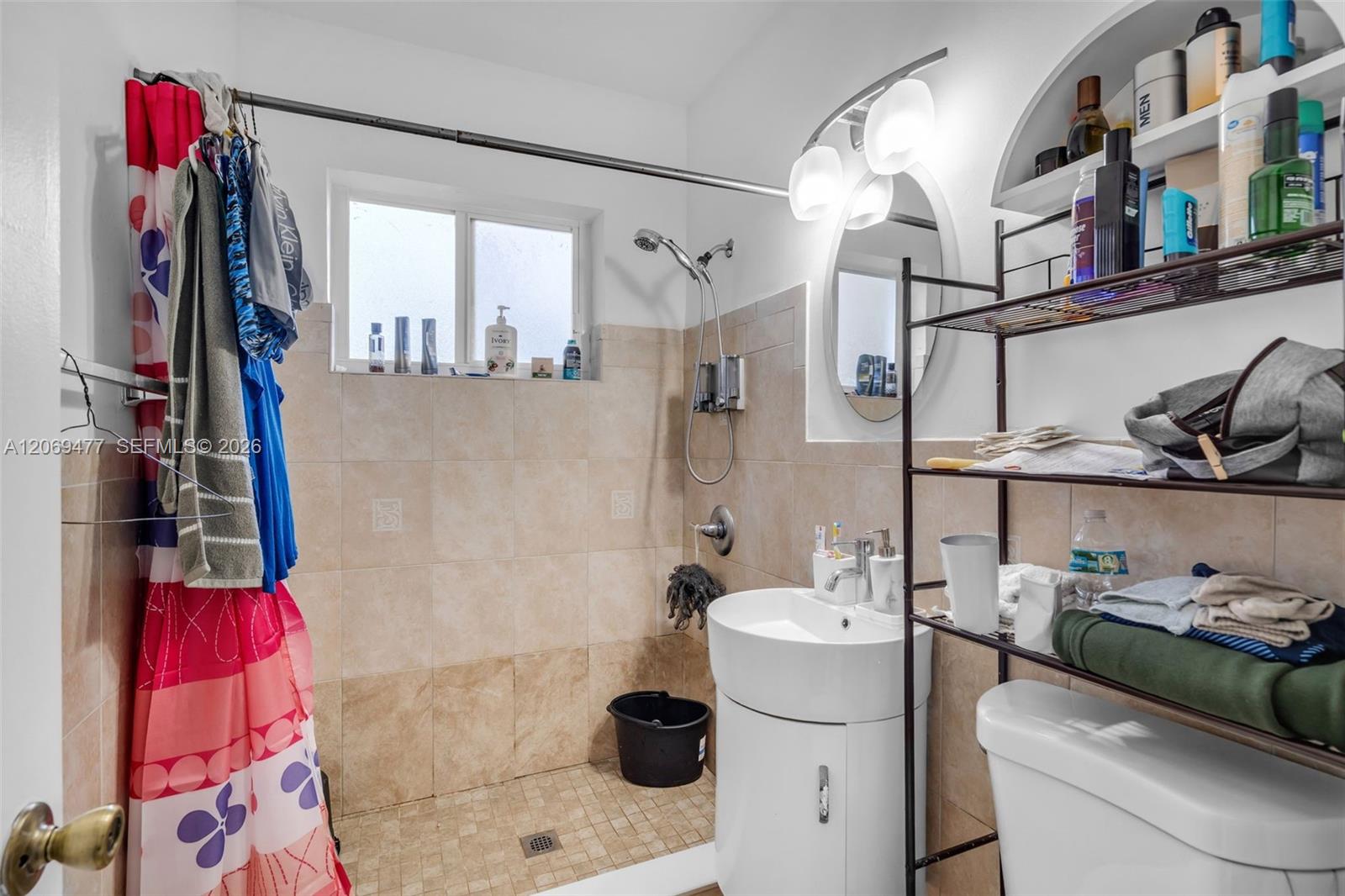See details / 2127 sq. ft. $ 2026-08-11 0 Photo