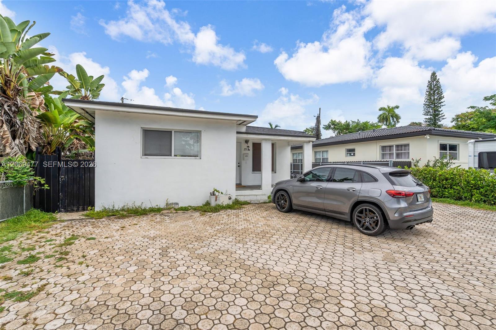 See details / 2127 sq. ft. $ 2026-08-11 0 Photo