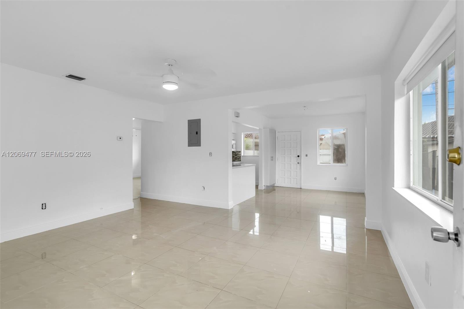 See details / 2127 sq. ft. $ 2026-08-11 0 Photo