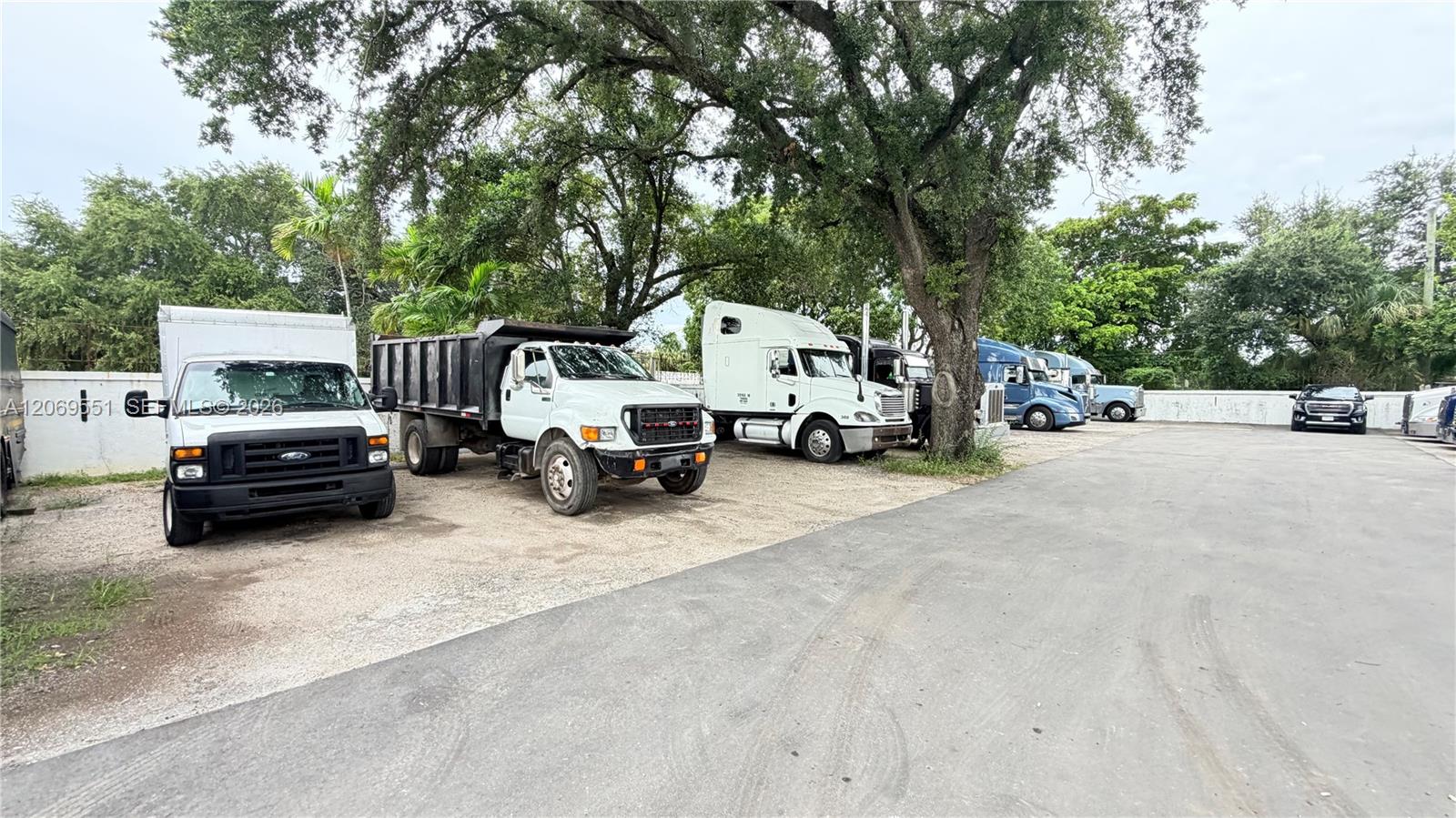  /   sq. ft. $ 2026-08-11 0 Photo