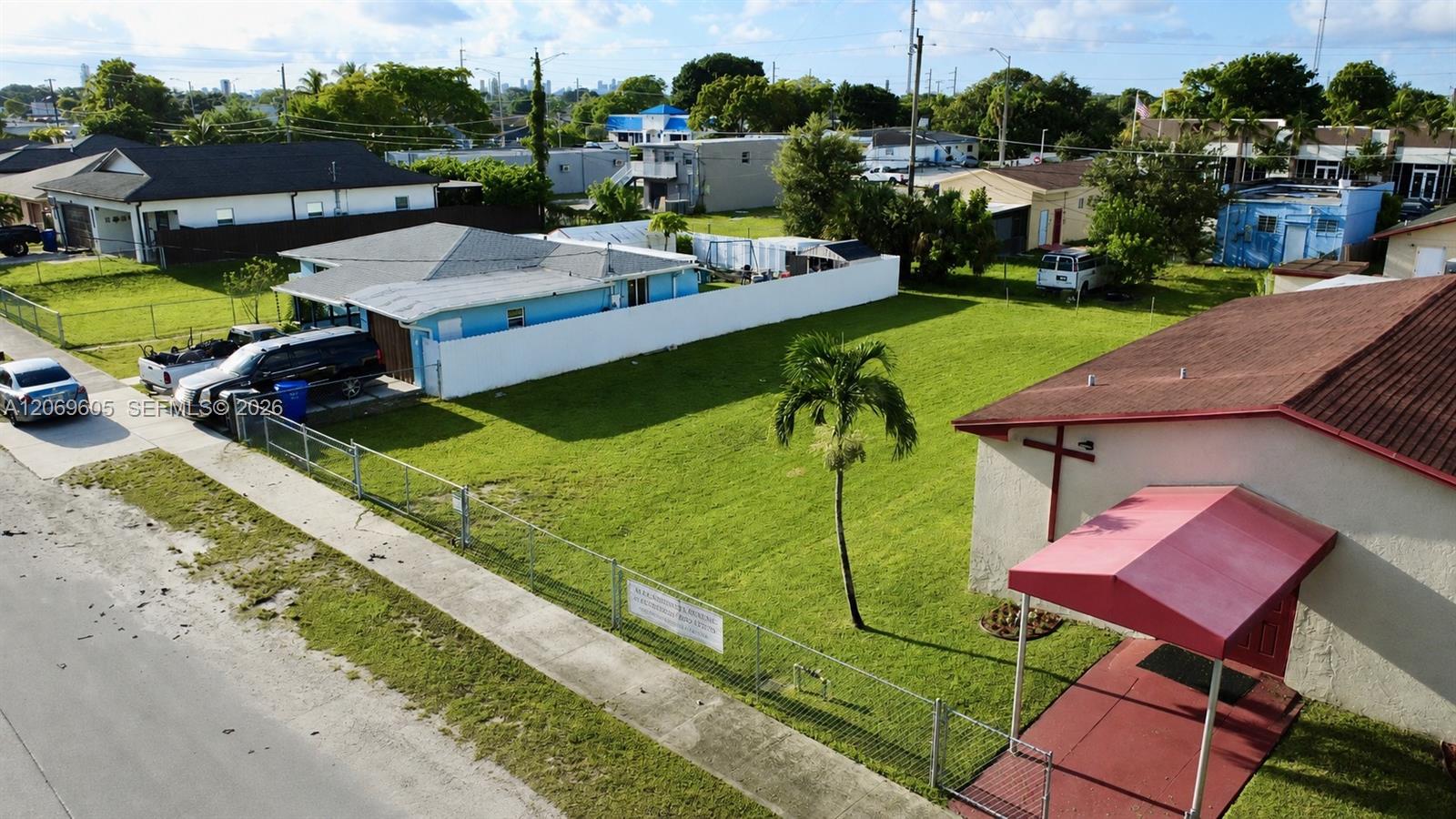 Ver detalles / sq. ft. $ 2026-08-11 0 foto