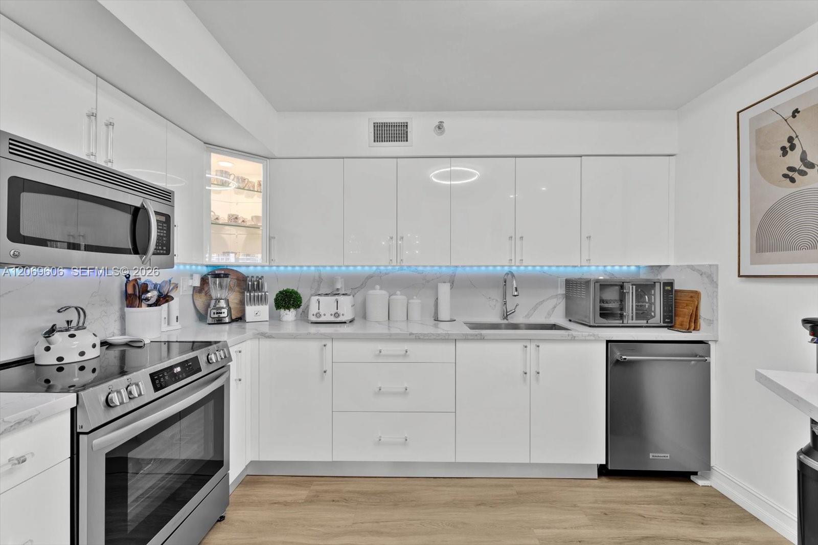 Photo of 3500 Mystic Pointe Dr #2107, Aventura, Florida, 33180 -