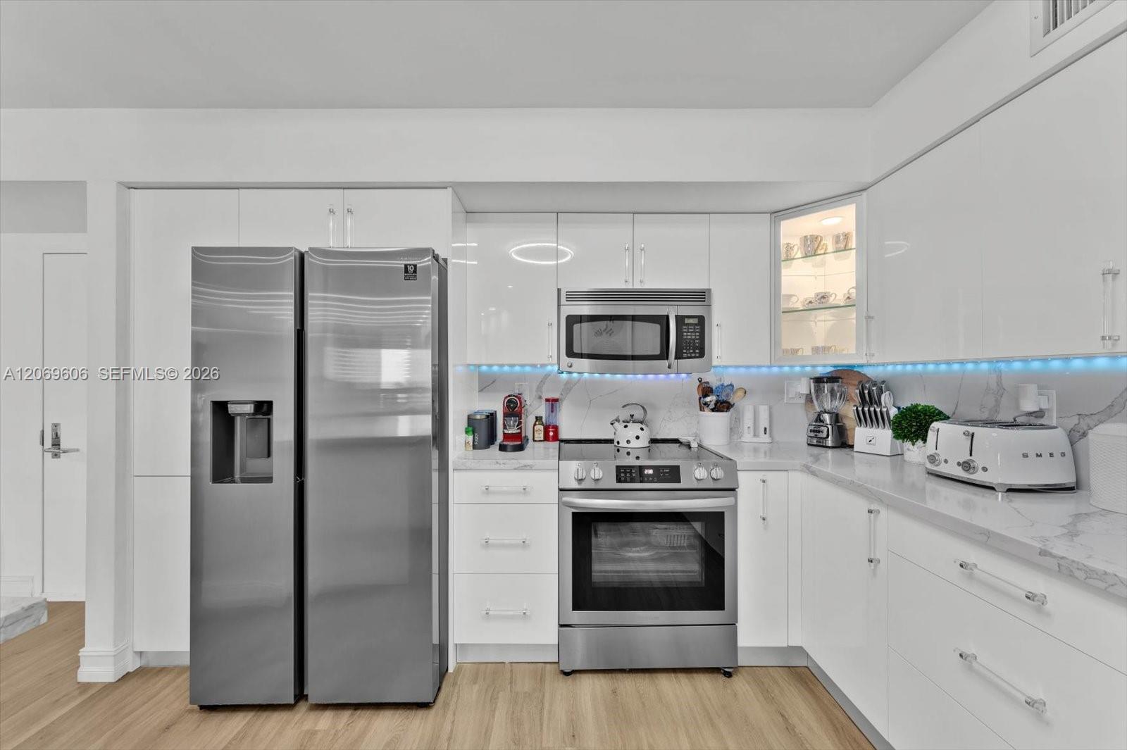 Photo of 3500 Mystic Pointe Dr #2107, Aventura, Florida, 33180 -