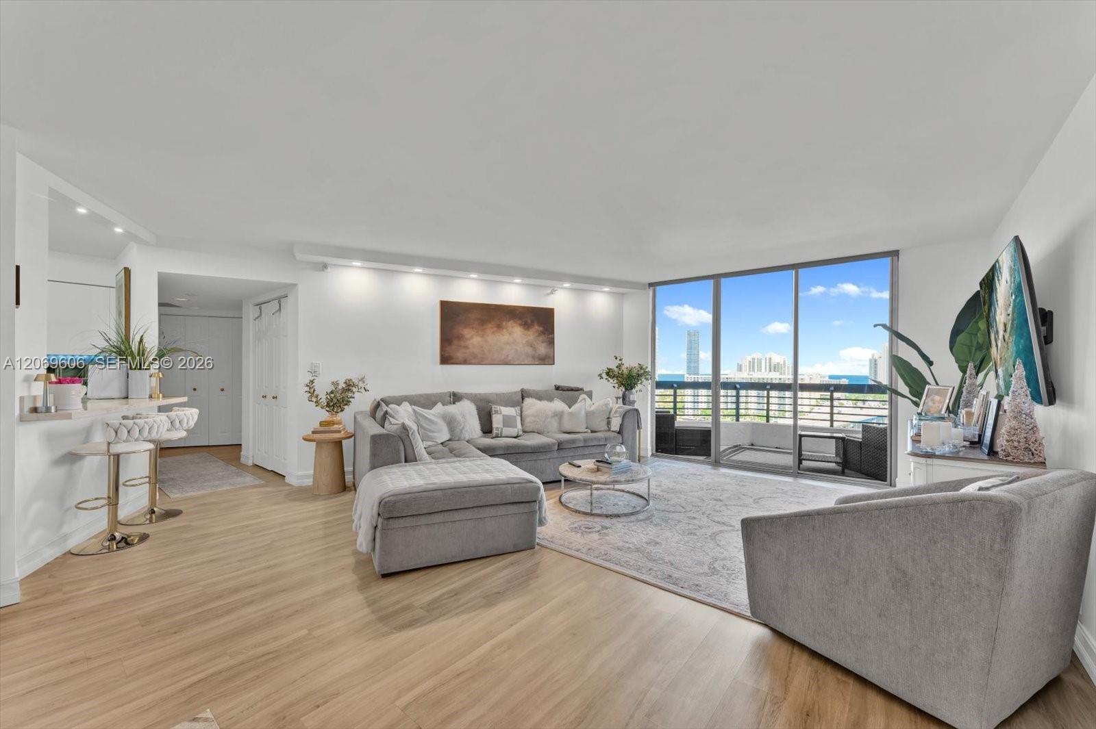 Photo of 3500 Mystic Pointe Dr #2107, Aventura, Florida, 33180 -