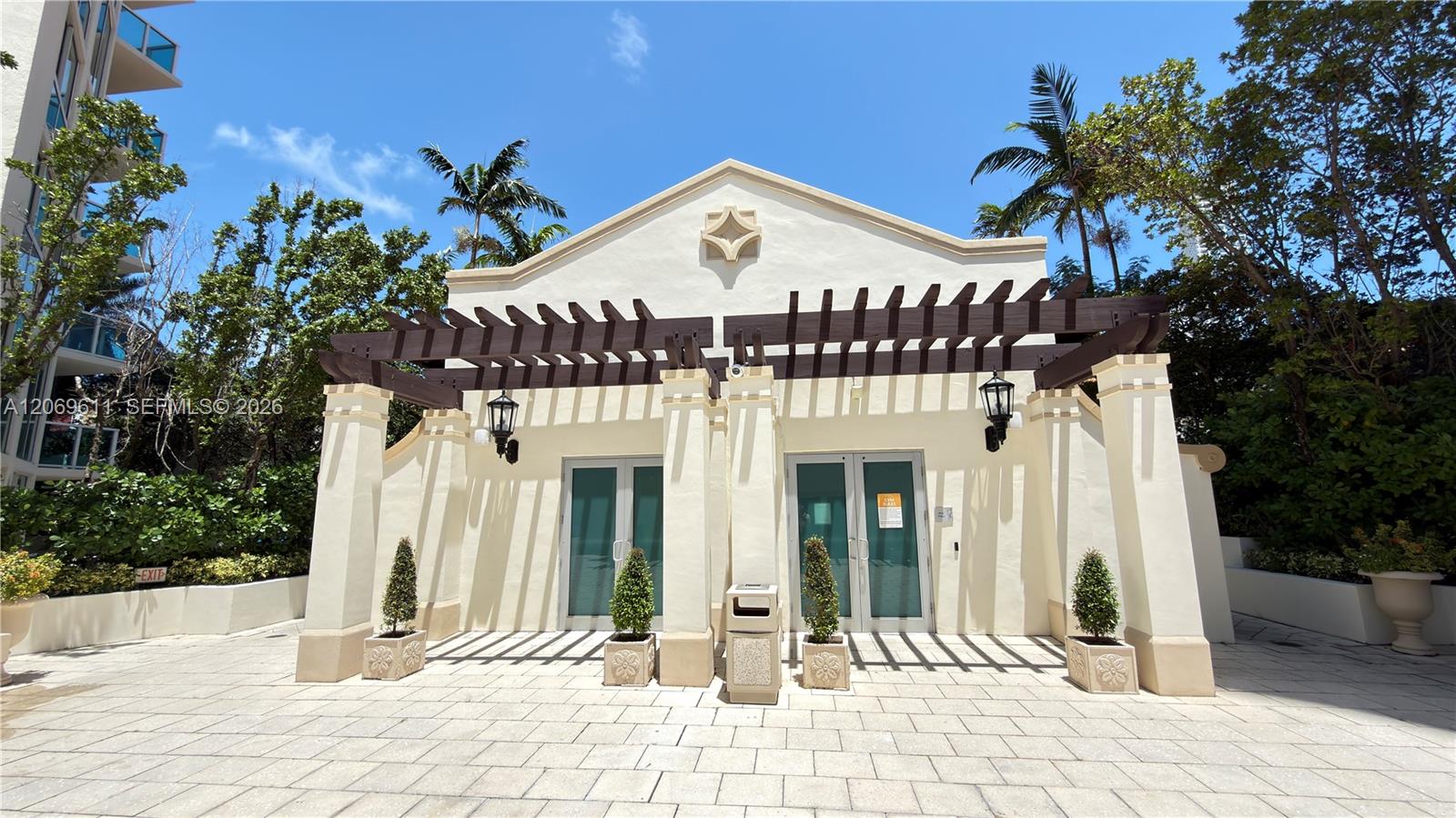 Photo 87 of Sunny Isles Blvd