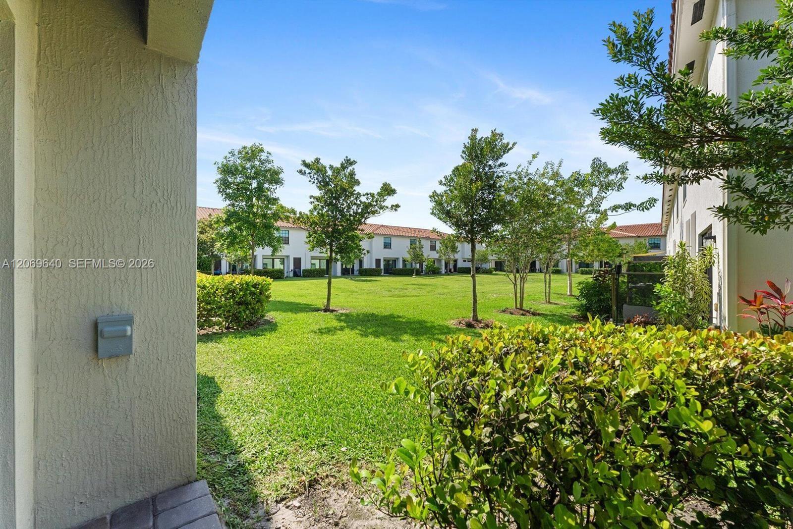 5010 3 / 3 1311 sq. ft. $ 2026-09-10 0 Photo