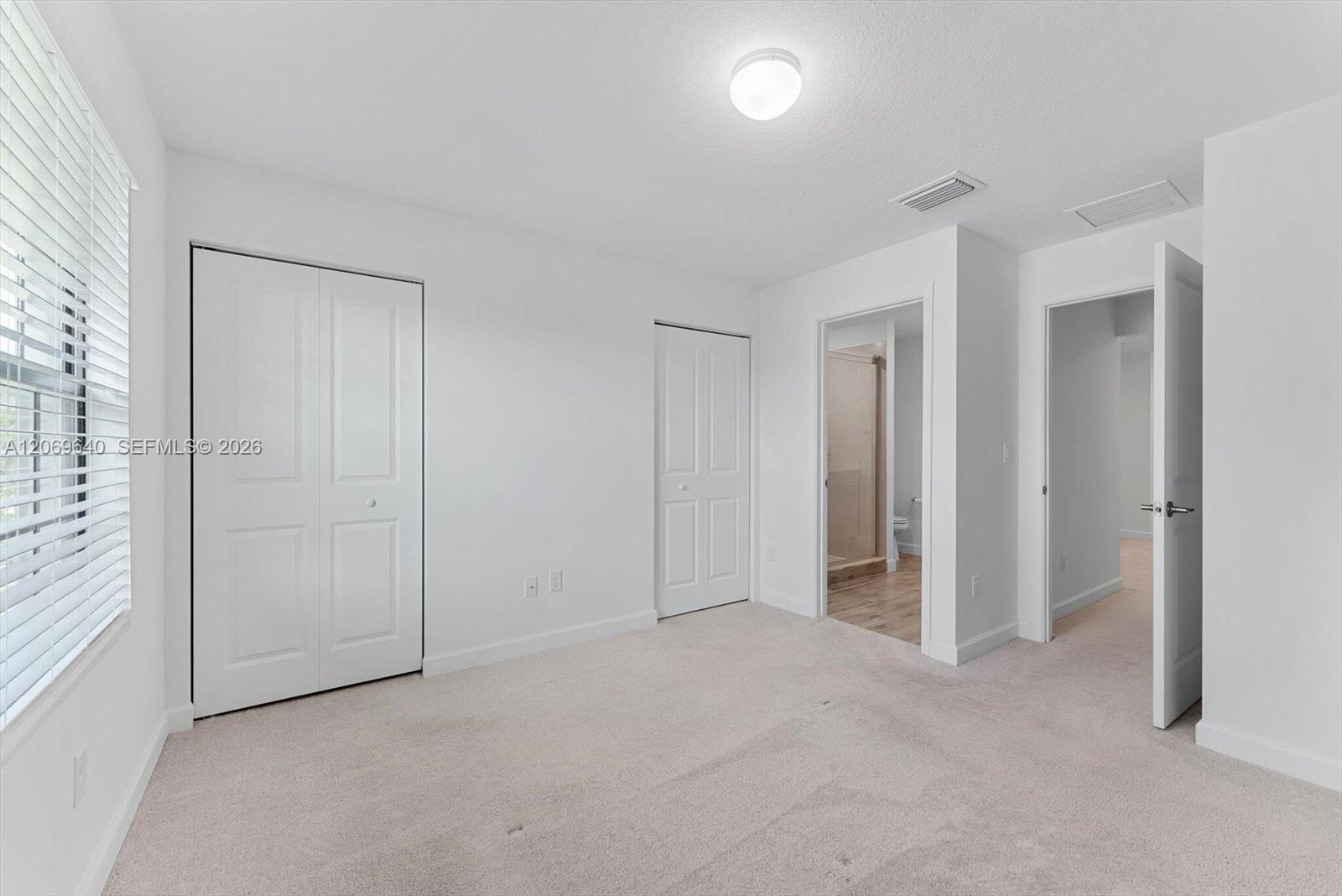 5010 3 / 3 1311 sq. ft. $ 2026-09-10 0 Photo