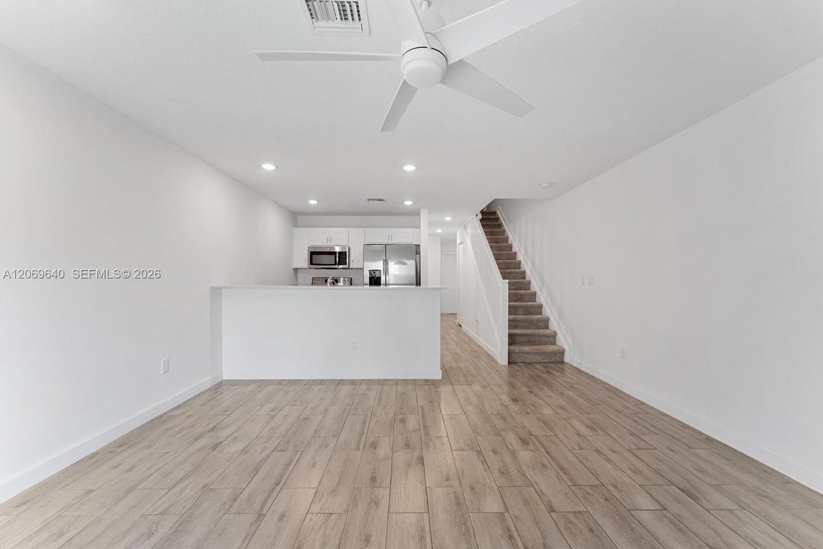 5010 3 / 3 1311 sq. ft. $ 2026-09-10 0 Photo