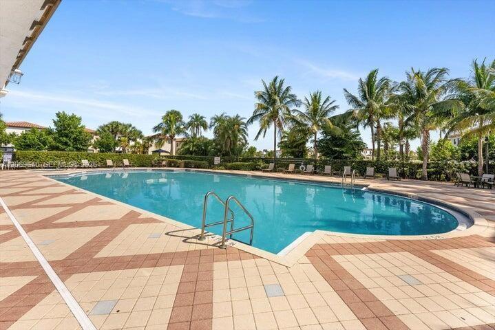 5010 3 / 3 1311 sq. ft. $ 2026-09-10 0 Photo