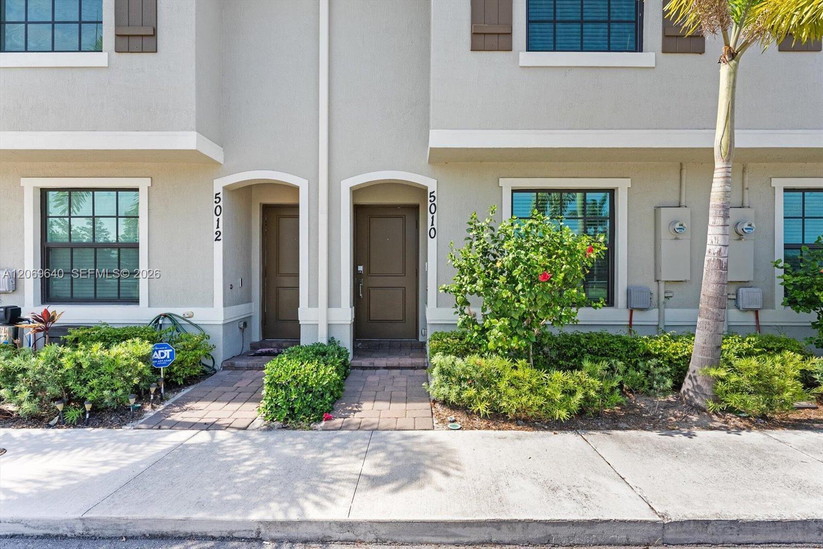 5010 3 / 3 1311 sq. ft. $ 2026-09-10 0 Photo