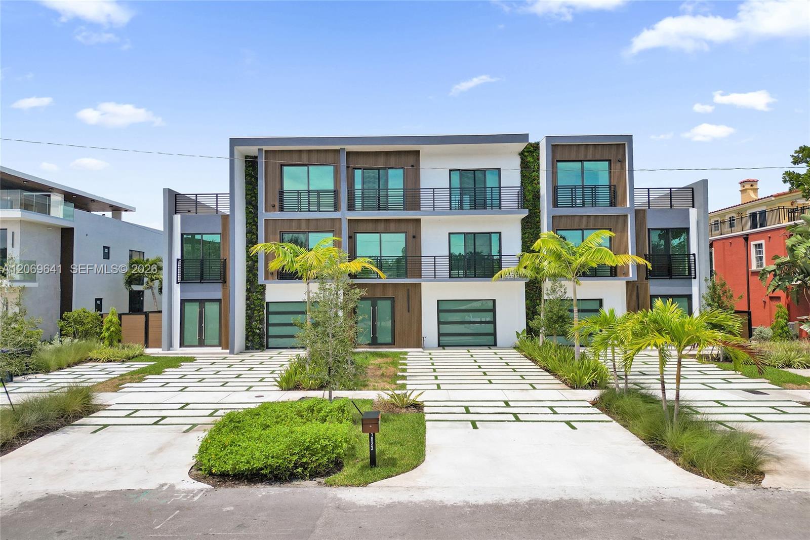Ver detalles / 11050 sq. ft. $ 2026-08-11 0 foto