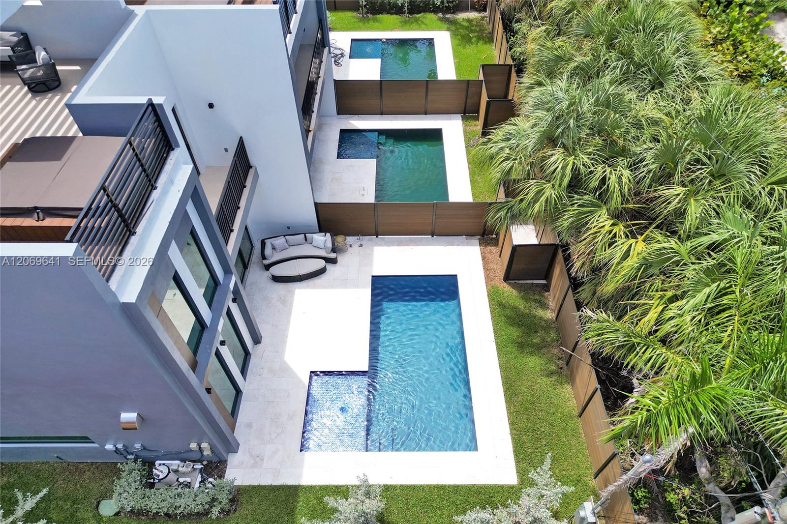 Ver detalles / 11050 sq. ft. $ 2026-08-11 0 foto
