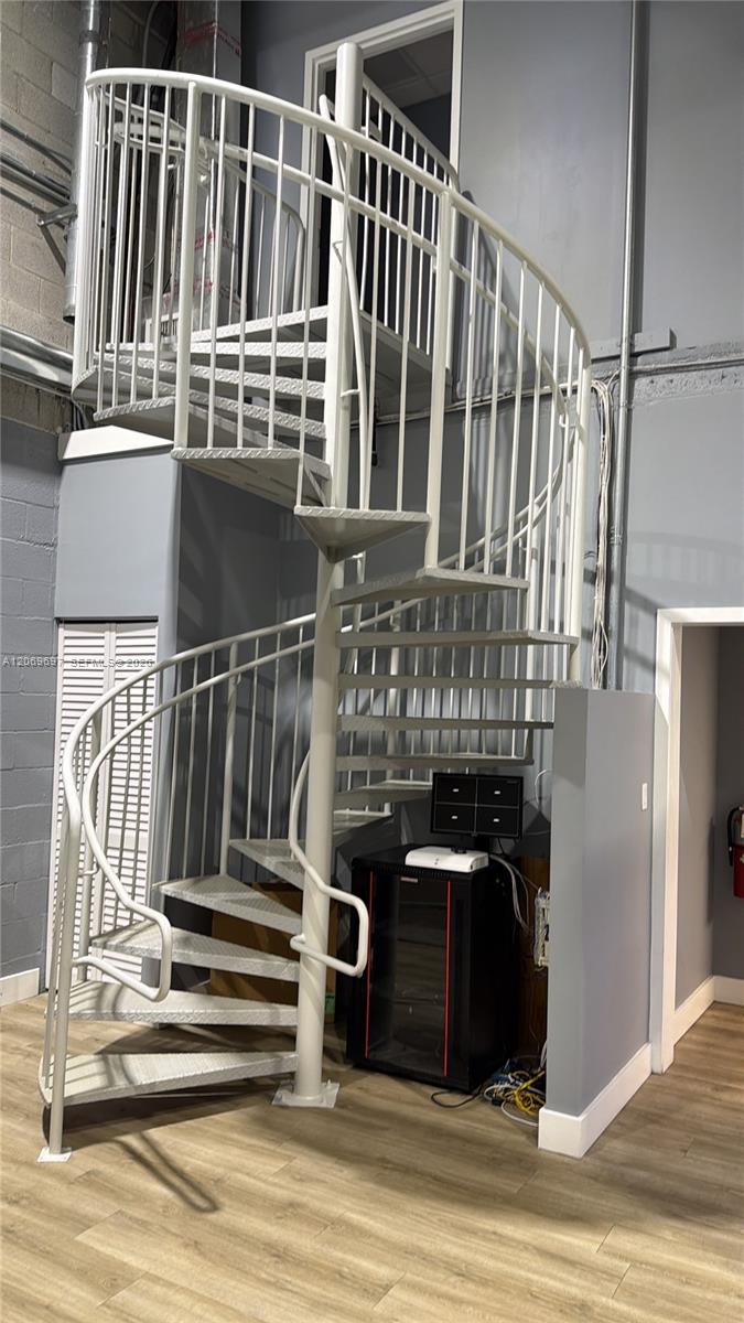 Ver detalles 9 / sq. ft. $ 2026-08-20 0 foto
