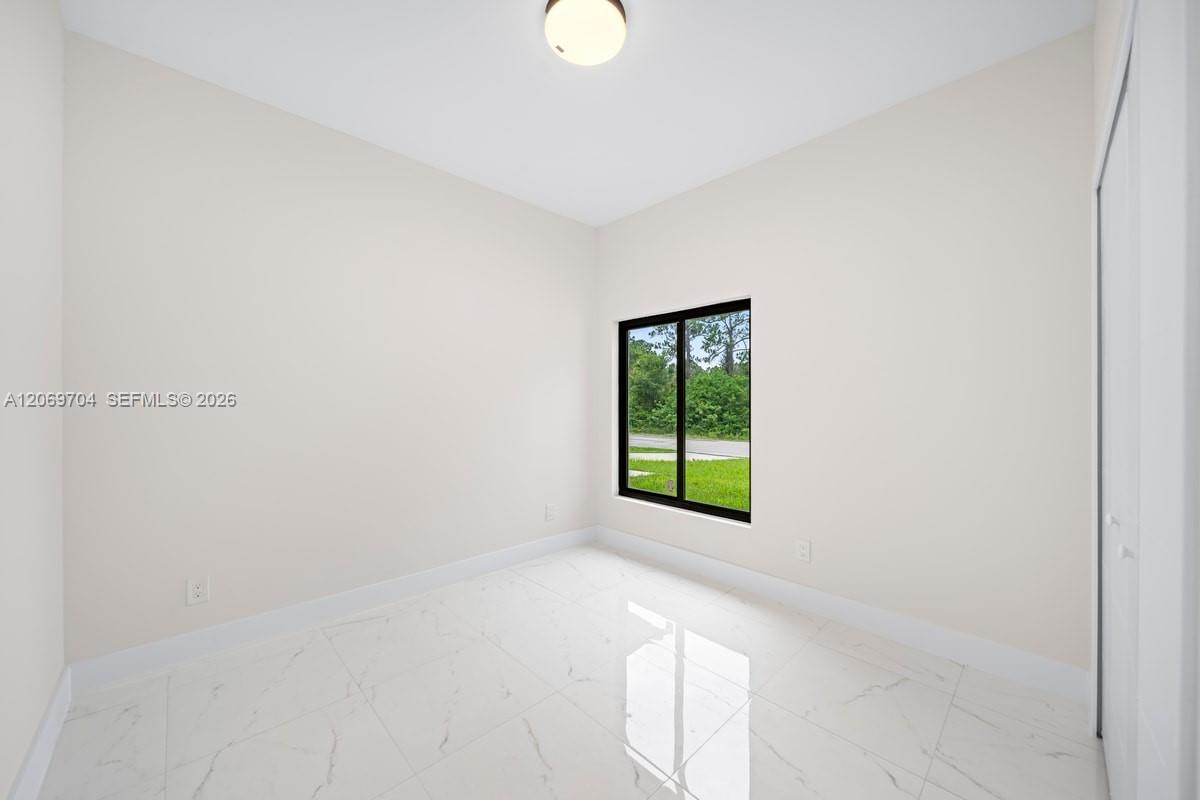 Ver detalles / sq. ft. $ 2026-08-12 0 foto
