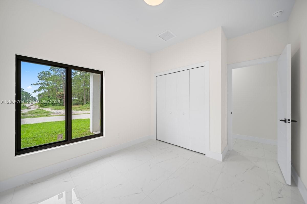 Ver detalles / sq. ft. $ 2026-08-12 0 foto