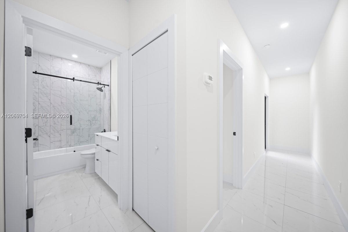 Ver detalles / sq. ft. $ 2026-08-12 0 foto