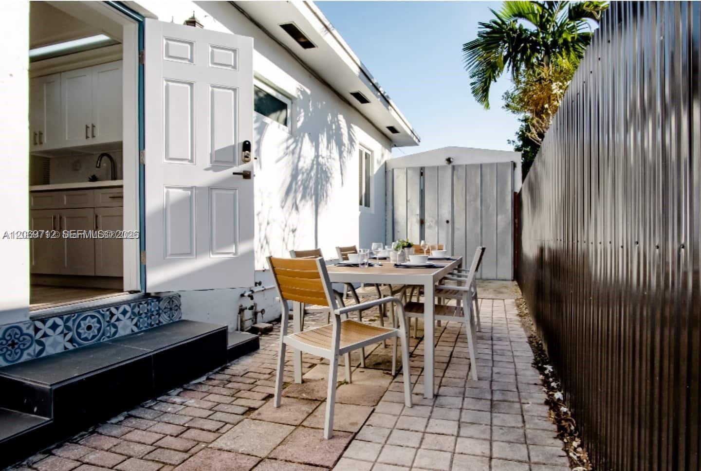 See details / 2552 sq. ft. $ 2026-08-12 0 Photo