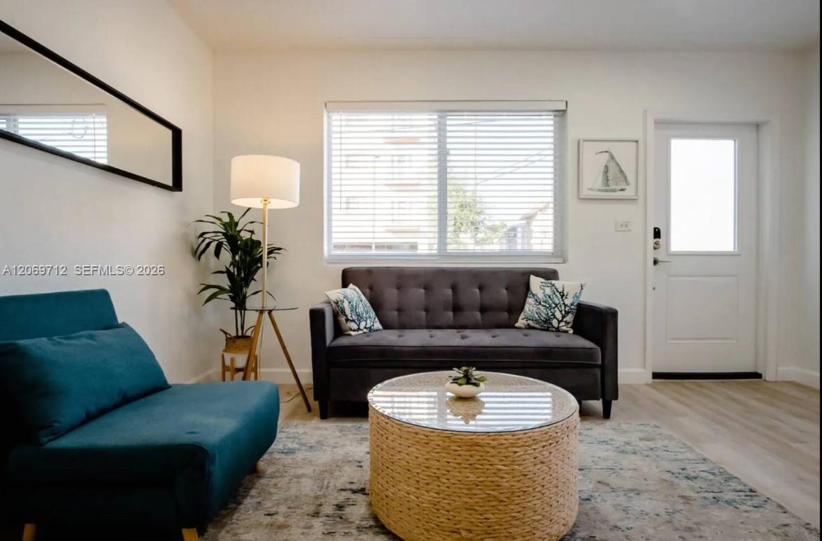 See details / 2552 sq. ft. $ 2026-08-12 0 Photo