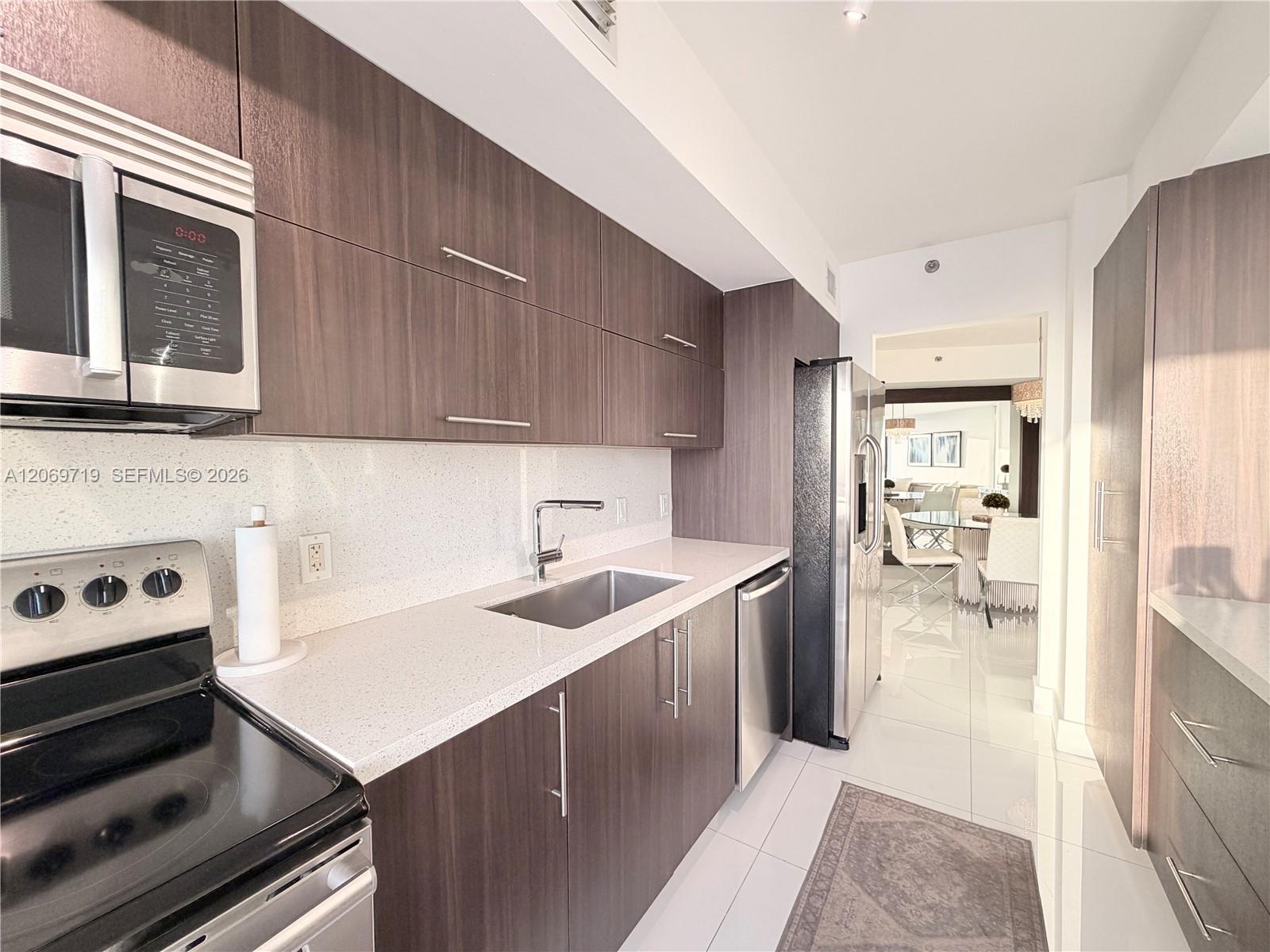 1911 2 / 2 1140 sq. ft. $ 2026-08-12 0 foto