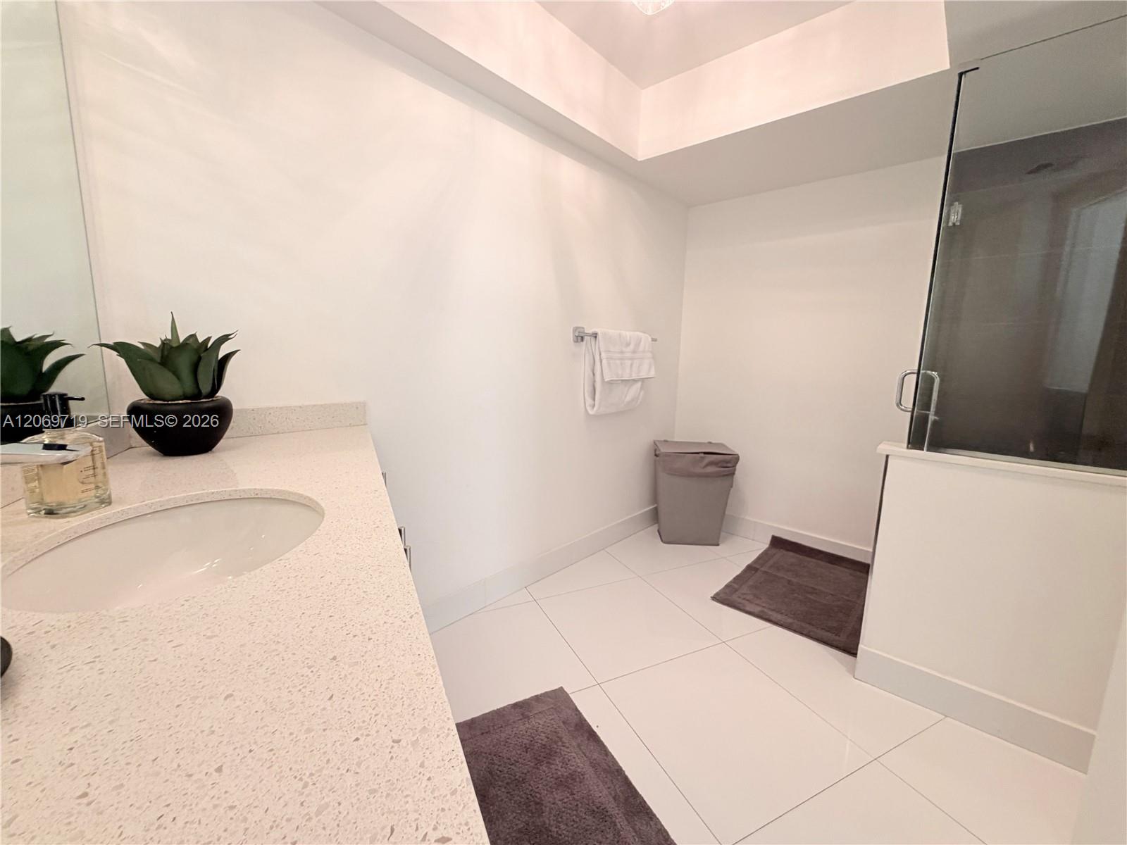 1911 2 / 2 1140 sq. ft. $ 2026-08-12 0 foto
